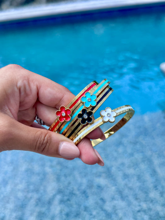 Gold Clover Color Pop Bangles